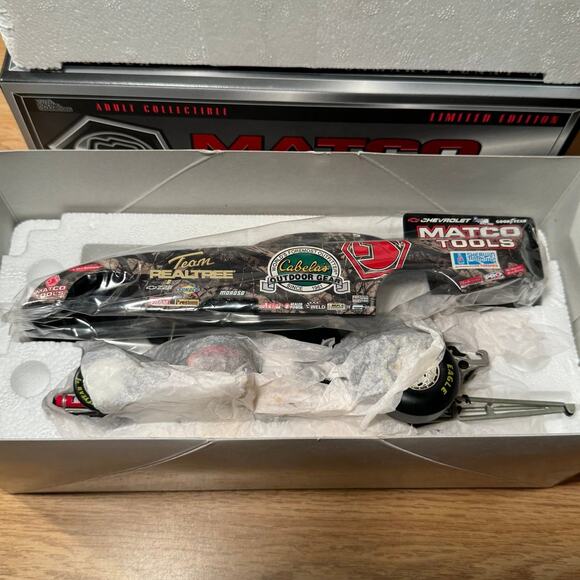 Racing Champions Jim‎ Epler Cabelas 2001 Chevy Camaro NHRA Funny Car Diecast NIB - Picture 4 of 8